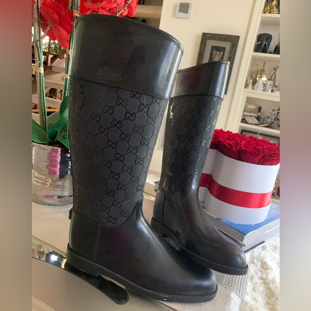 GUCCI Black Rubber Rain Boots SZ 9 🔥🔥🔥